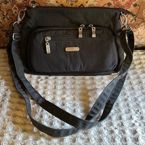 Like New Baggallini Crossbody